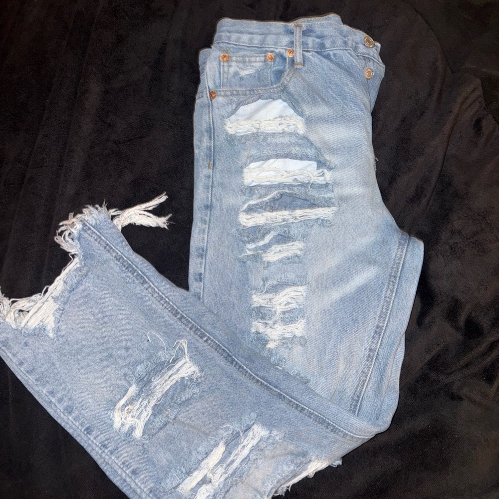 Distressed Light Blue Jeans